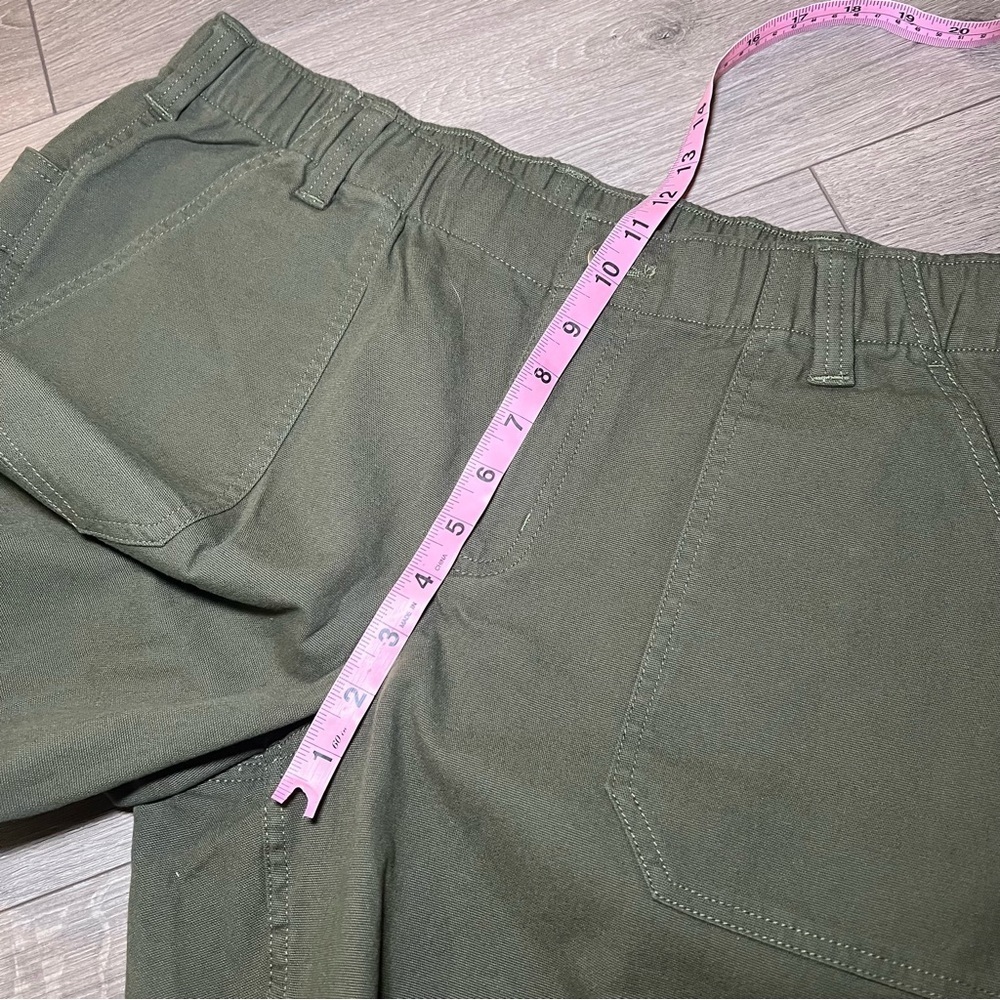 NWT Carhartt Women’s Rugged Flex Canvas Work Short Relaxed Fit Basil - Picture 14 of 15